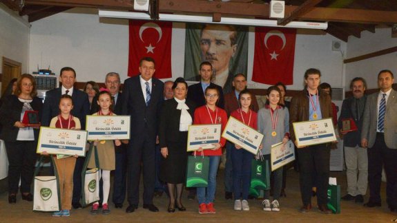 İl Milli Eğitim Müdürümüz Murat AŞIM Sağlıklı Nesil Sağlıklı Gelecek Konulu Ödül Törenine Katıldı.