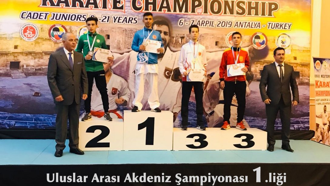 Milli sporcu Abdulsamet KÖSE Antalyada düzenlenen Akdeniz Karate Şampiyonasında Turnuva Şampiyonu oldu.