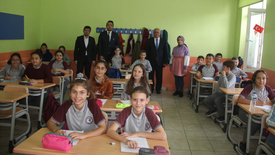 İl Milli Eğitim Müdür V. Hüseyin KALKAN, Pınarhisar Atatürk Ortaokulu'nda verilen Destekleme ve Yetiştirme Kursunu ziyaret etti.