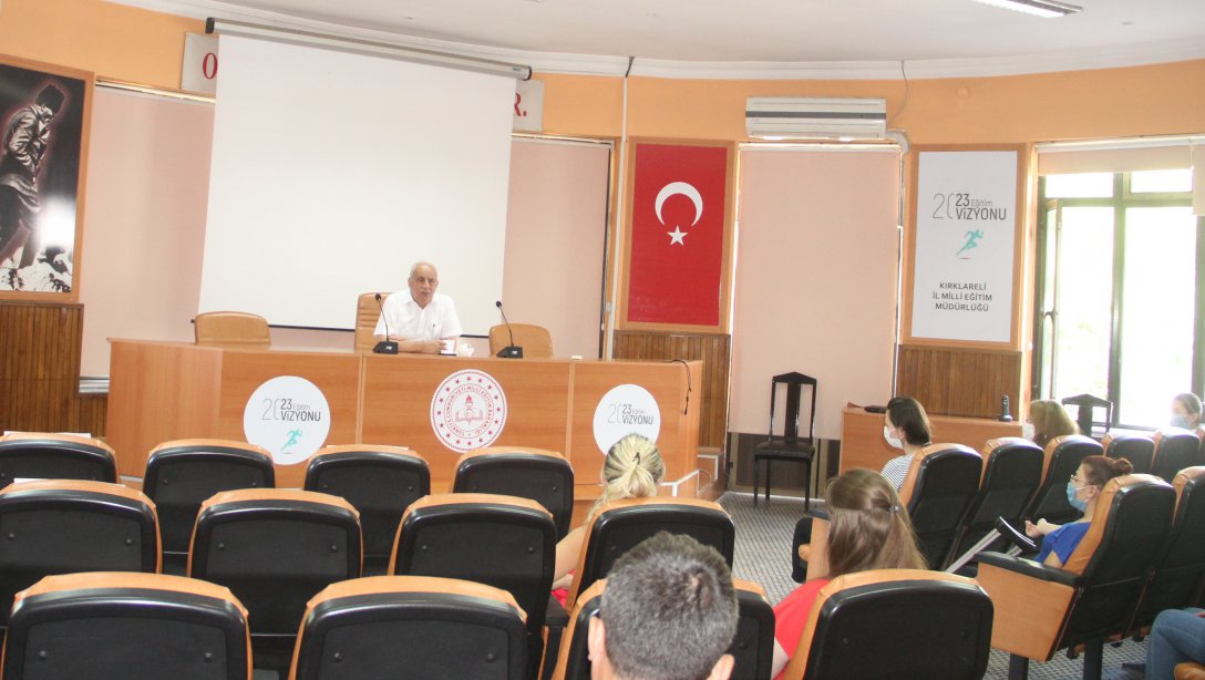 İl Milli Eğitim Müdür V. Hüseyin KALKAN, 2020-2021 Eğitim-Öğretim Yılı Hazırlıkları Kapsamında Değerlendirme Toplantısı Yaptı.
