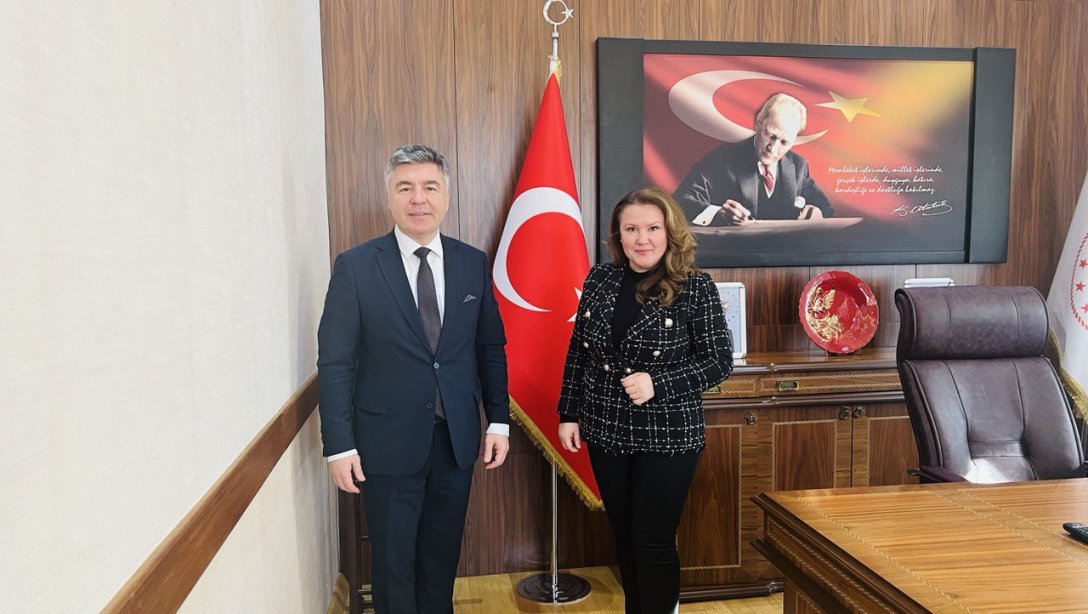 Türkiye Cumhuriyeti Burgaz Başkonsolosu Tolga ORKUN, İl Milli Eğitim Müdürümüz Hilal Liliyar ÖZEFSUN' u ziyaret etti.