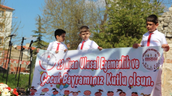 23 Nisan Ulusal Egemenlik ve Çocuk Bayramının 95. Yılı  Coşkuyla Kutlandı.