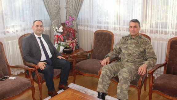 İlimiz Garnizon  Komutanı Piyade Albay Mustafa BARUT  İl Milli Eğitim Müdürümüzü Ziyaret etti. 