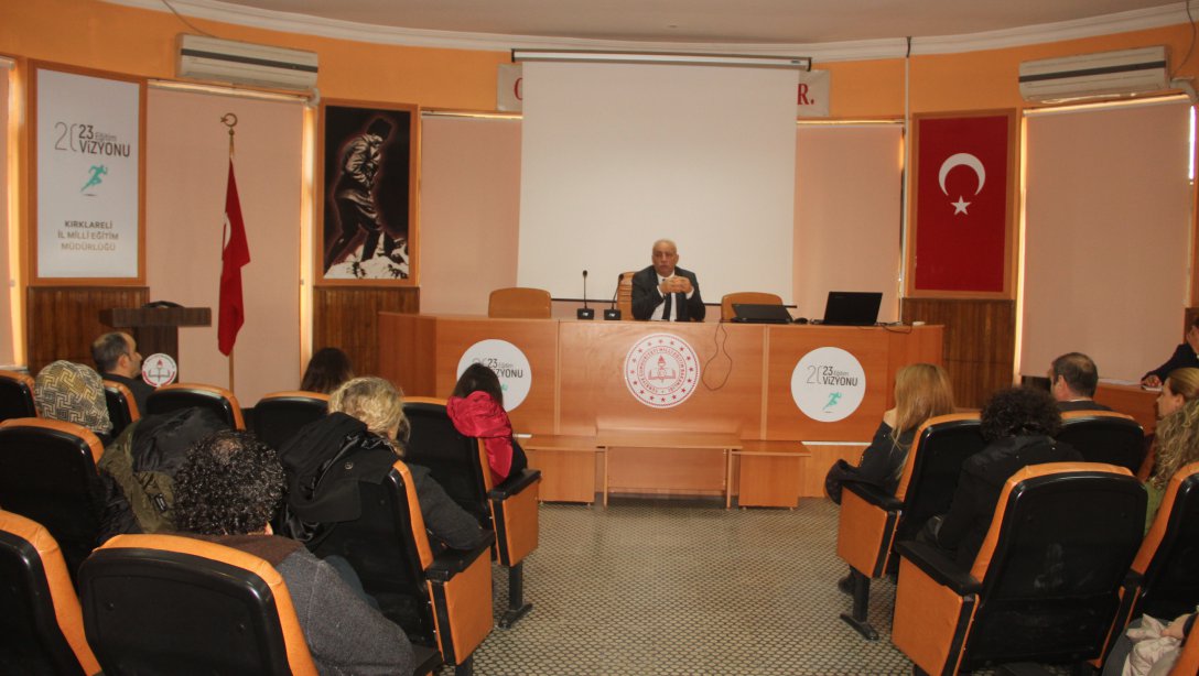 İl Milli Eğitim Müdür V. Hüseyin KALKAN, e-Twinning Toplantısı Yaptı.