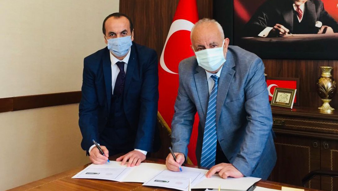 Müdürlüğümüz ve Türkiye Yeşilay Cemiyeti Kırklareli Şubesi Arasında Protokol İmzalandı.