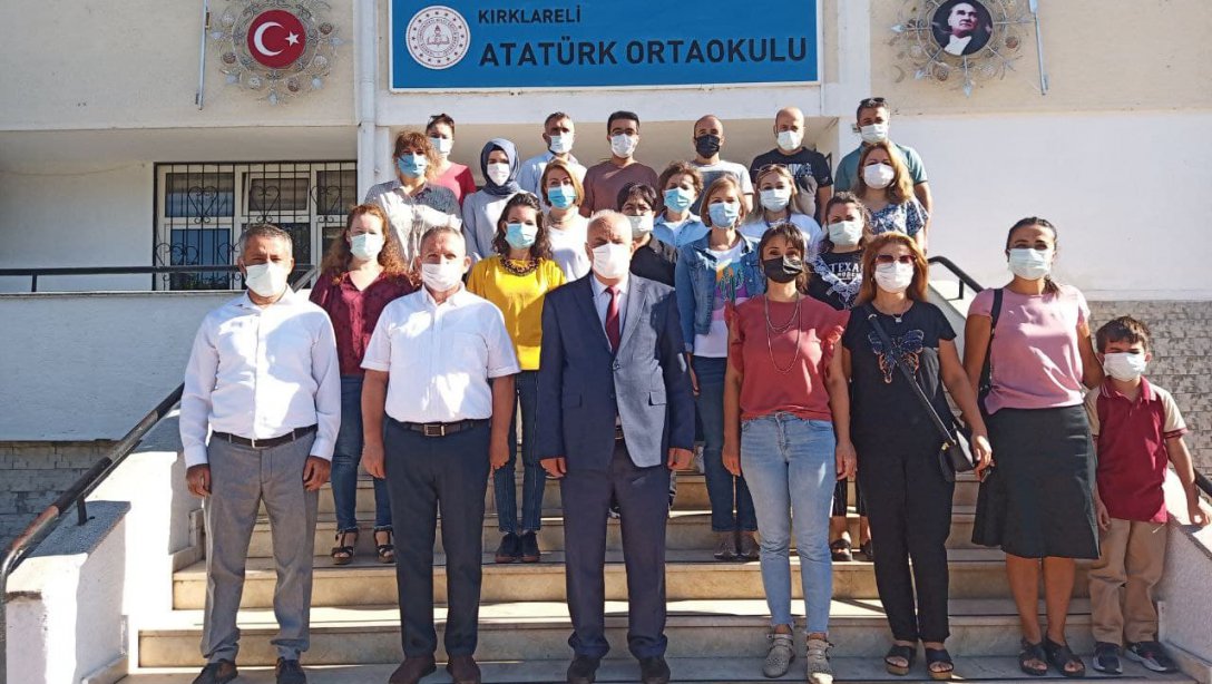 İl Milli Eğitim Müdürümüz Hüseyin KALKAN Atatürk İlkokulu ve Atatürk Ortaokulunu Ziyaret Etti.